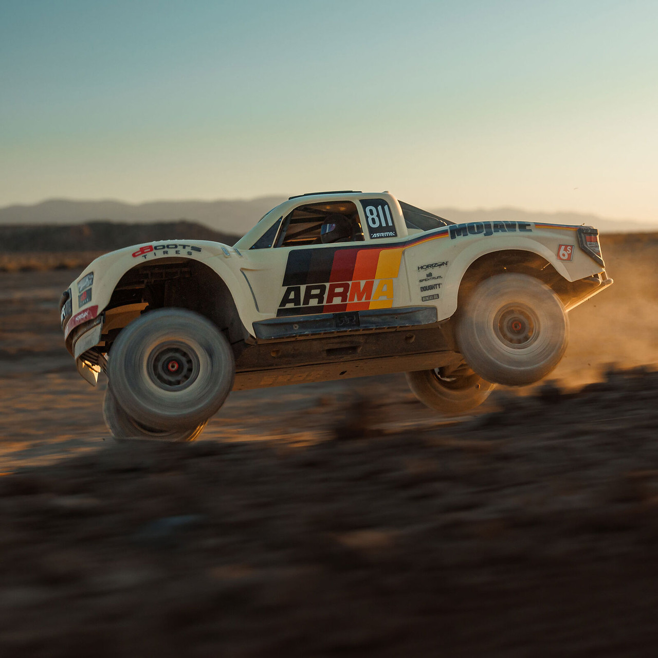 Arrma 7604V3T2 1/7 MOJAVE 6S 4X4 RTR Brushless Desert Truck, Beige