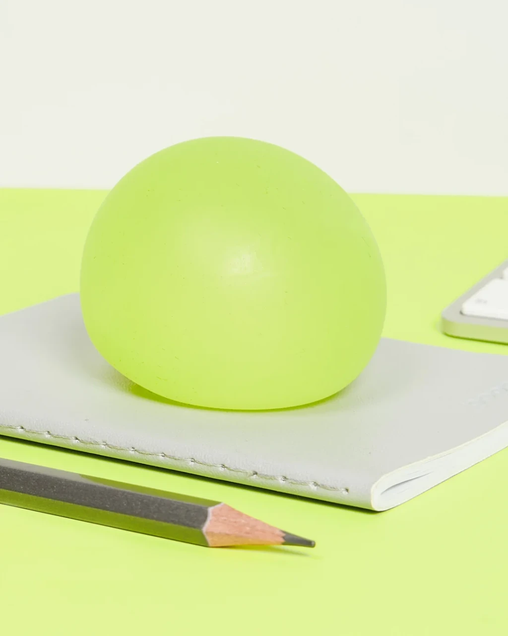 Speks Gump Memory Gel Stress Ball, Algae