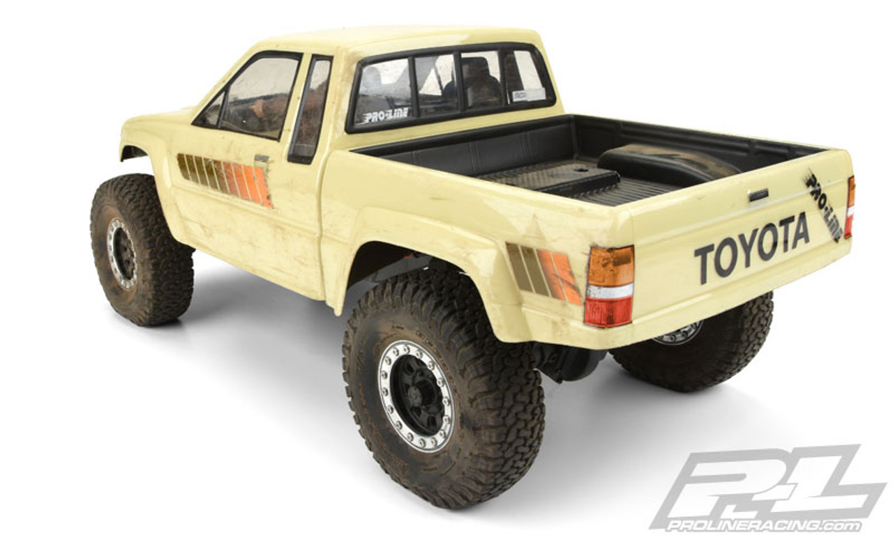 rc toyota hilux rock crawler