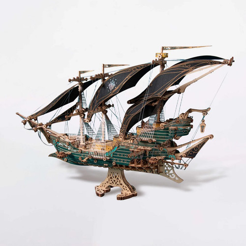 HowCat 735 Future Sailing Ship, the Lord of the Mysteries - Green