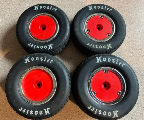 Racin Dots Losi GEN3 22S Sprint Car Wheel Covers, Red