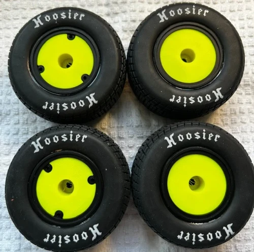 Racin Dots Losi 22S Dirt Late Model Wheel Covers, Neon Yellow