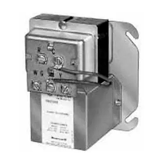 40 VA fan center with SPDT switching action