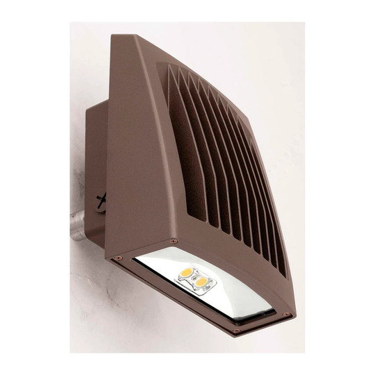 Low-profile LED outdoor wall pack light with photocontrol