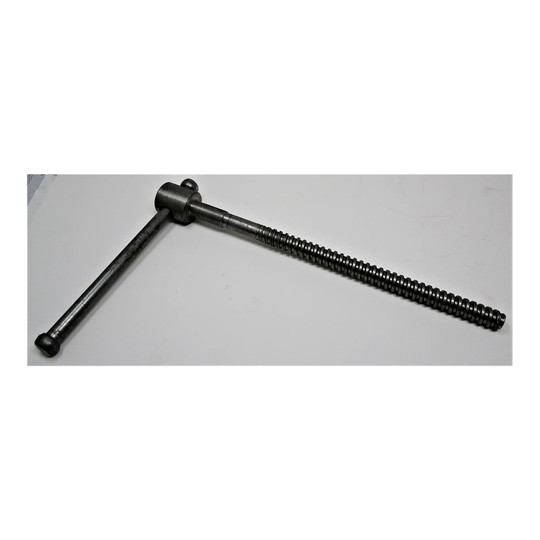 Spindle assembly for a compatible machinist vise