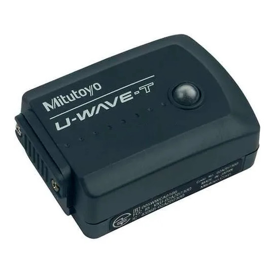 Wireless data transmitter for measuring tools and PC communication