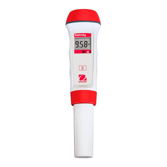 Compact pen salinity meter with LCD display