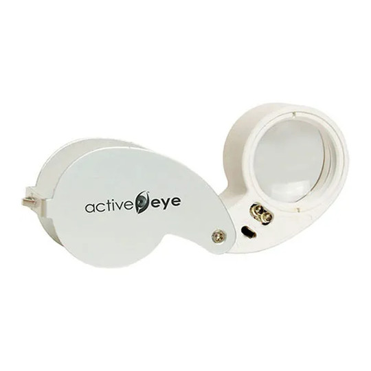 Lighted 30x loupe magnifier with LED illumination
