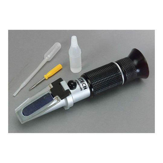 Portable coolant and glycol refractometer with ATC and included case