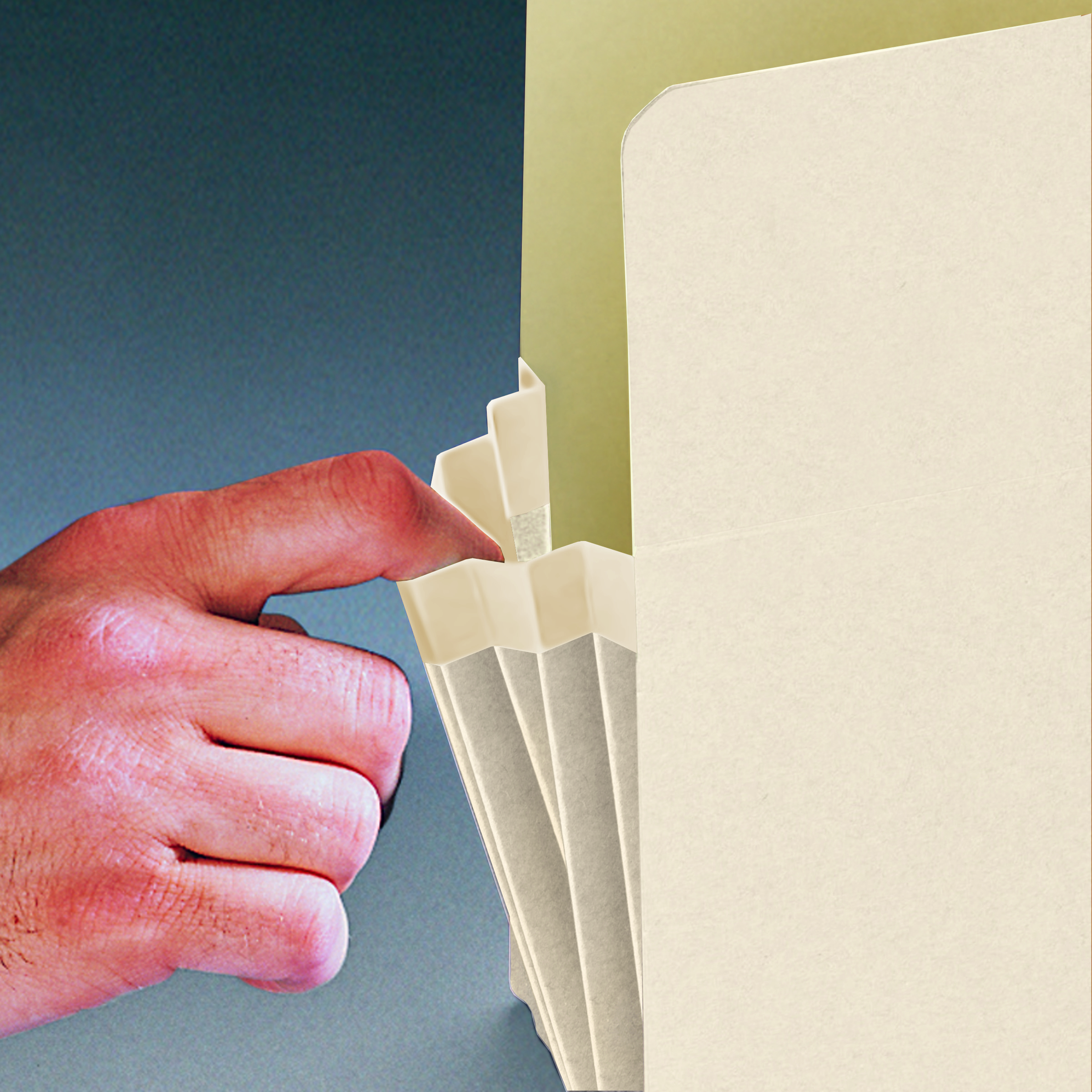 Smead 76114  End Tab File folder, Reinforced Straight-Cut Tab, 1-3/4" Accordion Expansion, Manila Gusset, Legal Size, Manila, 25 per Box (76114) - 4 Boxes - Total of 100