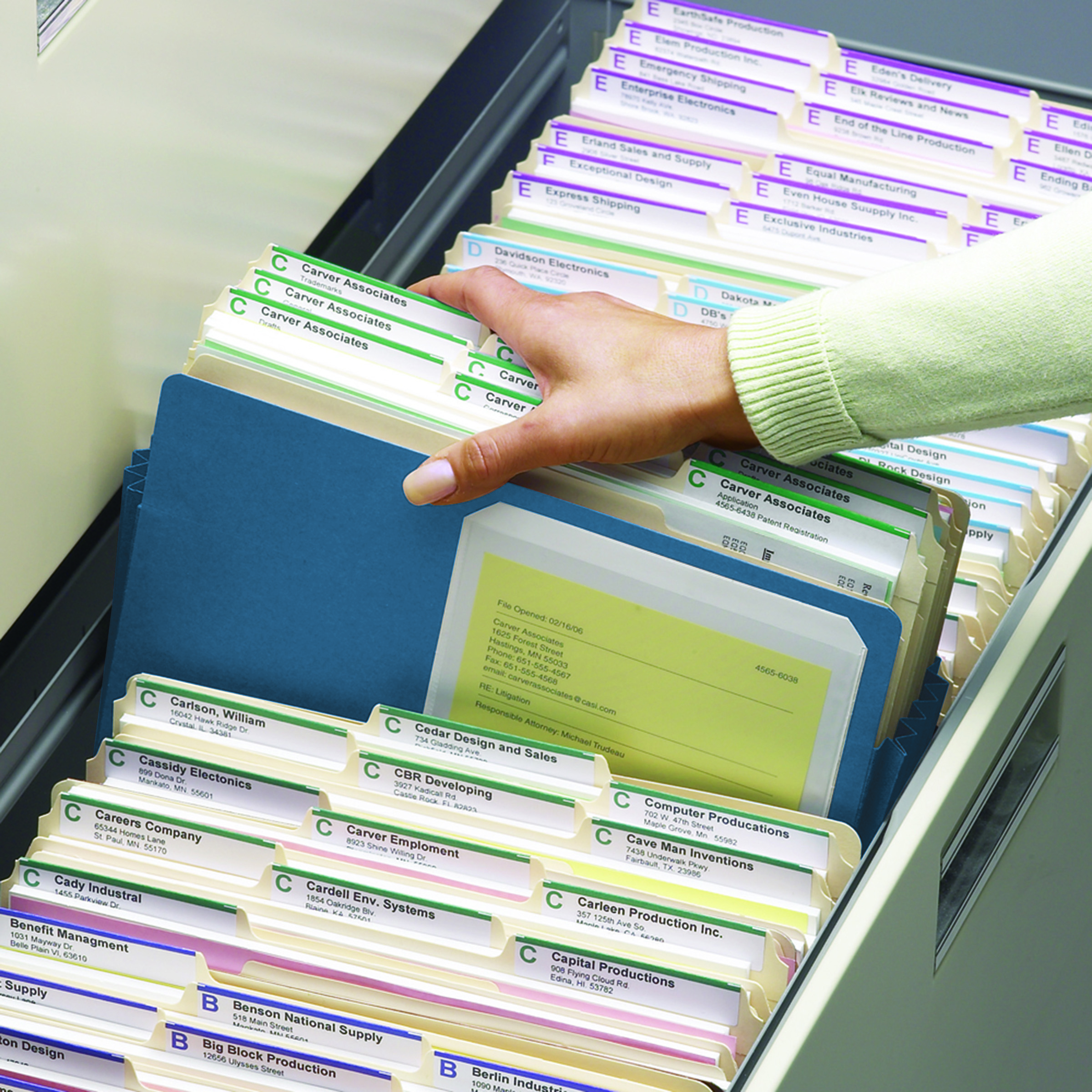 Smead 74235  File Pocket, Straight-Cut Tab, 5-1/4" Expansion, Legal Size, Blue, 10 per Box (74235)