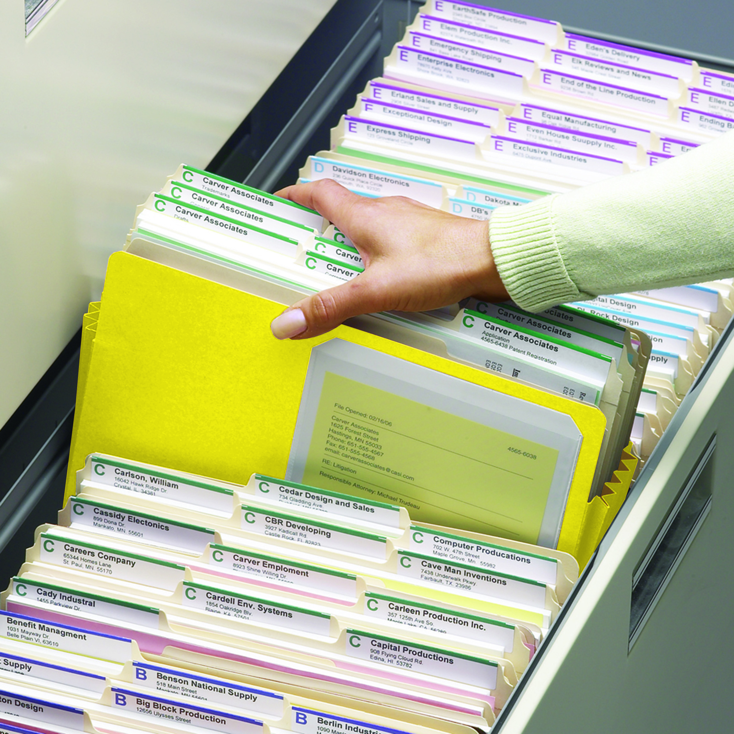 Smead 74233  File Pocket, Straight-Cut Tab, 3-1/2" Expansion, Legal Size, Yellow, 25 per Box (74233)