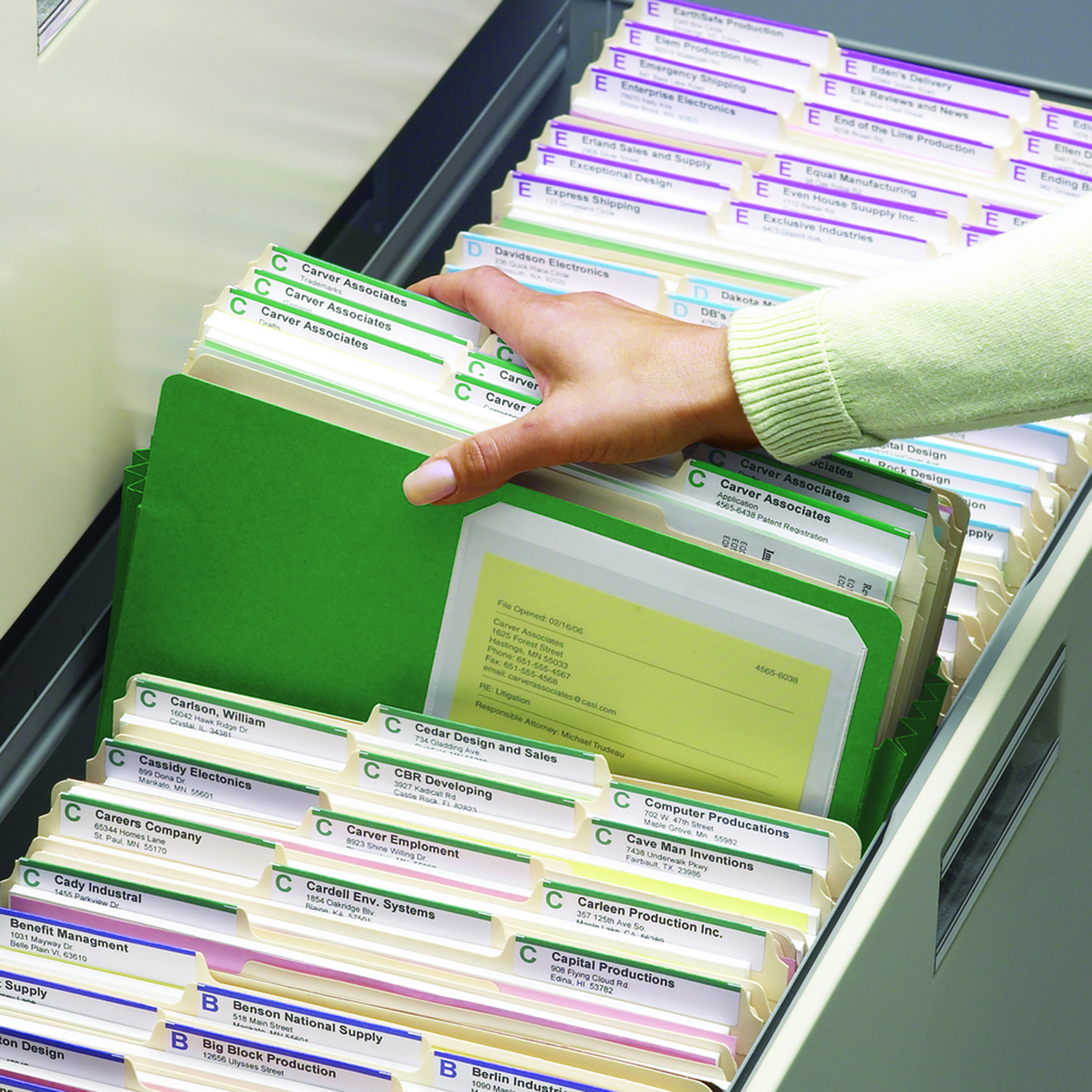 Smead 74226  File Pocket, Straight-Cut Tab, 3-1/2" Expansion, Legal Size, Green, 25 per Box (74226)