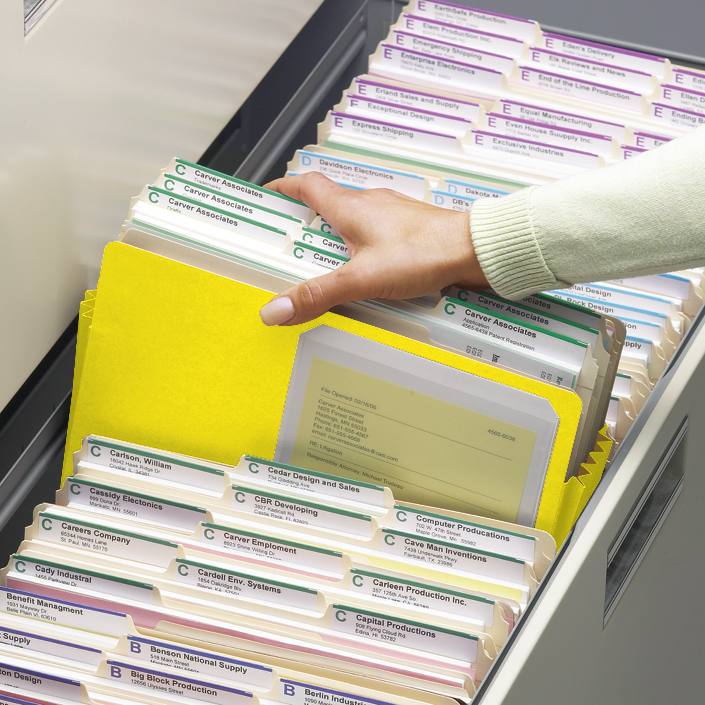 Smead 73233  File Pocket, Straight-Cut Tab, 3-1/2" Expansion, Letter Size, Yellow, 25 per Box (73233)