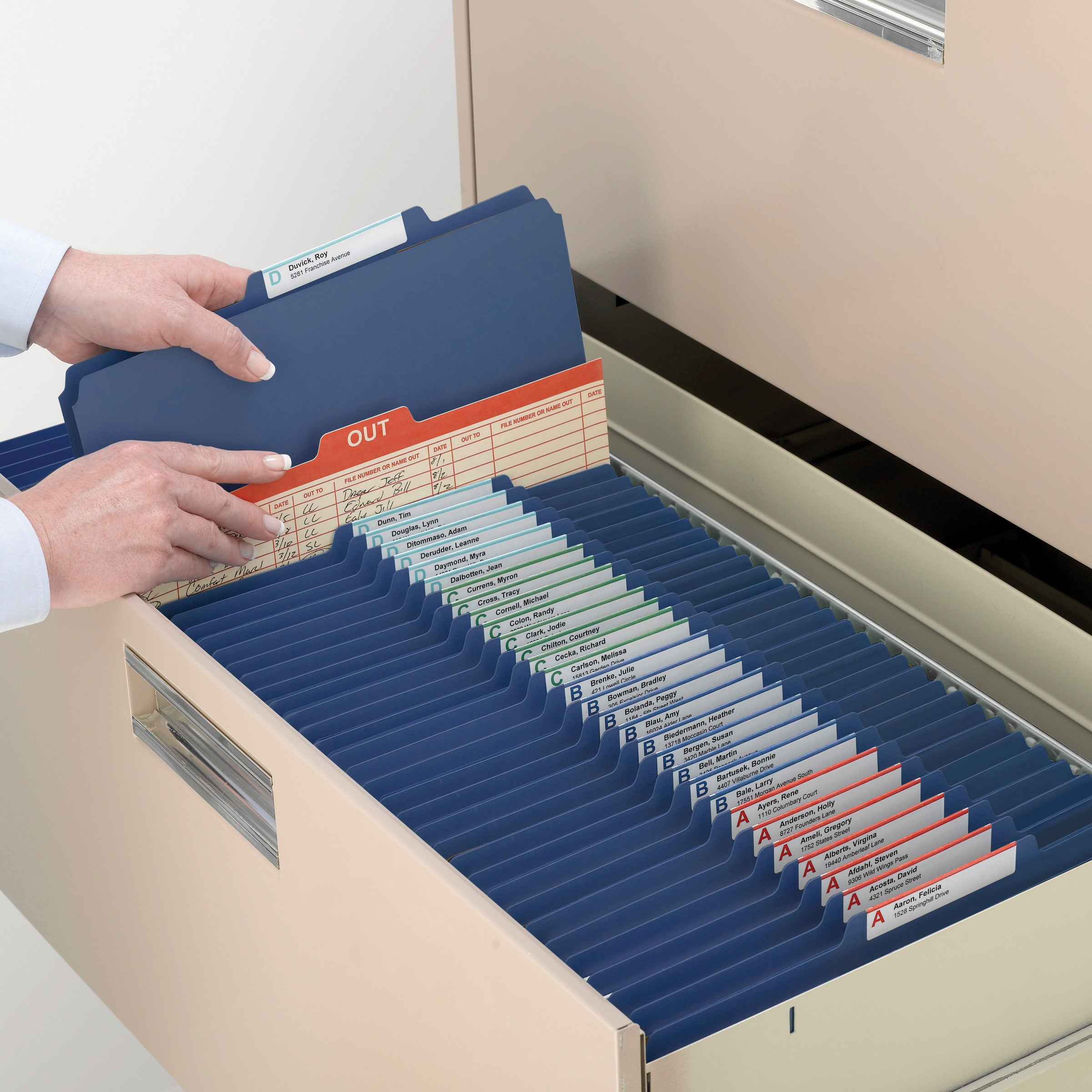 Smead 13732  Pressboard Classification File Folder with SafeSHIELD Fasteners, 1 Divider, 2" Expansion, Letter Size, Dark Blue, 10 per Box (13732)