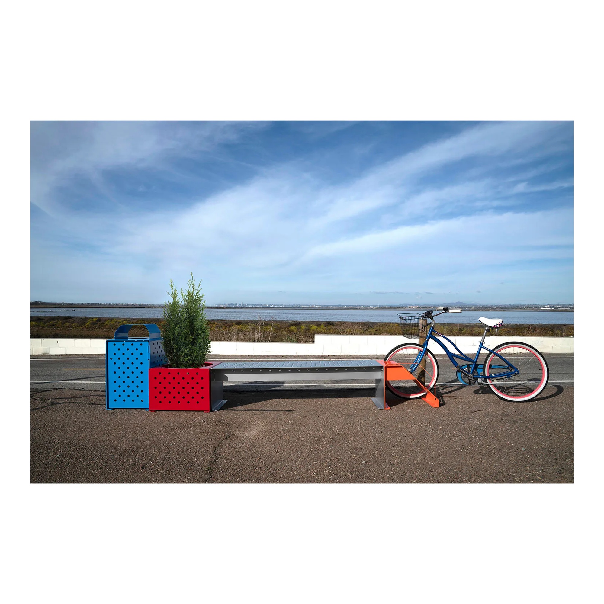 Black Pasadena bicycle parking rack with capacity for two bikes