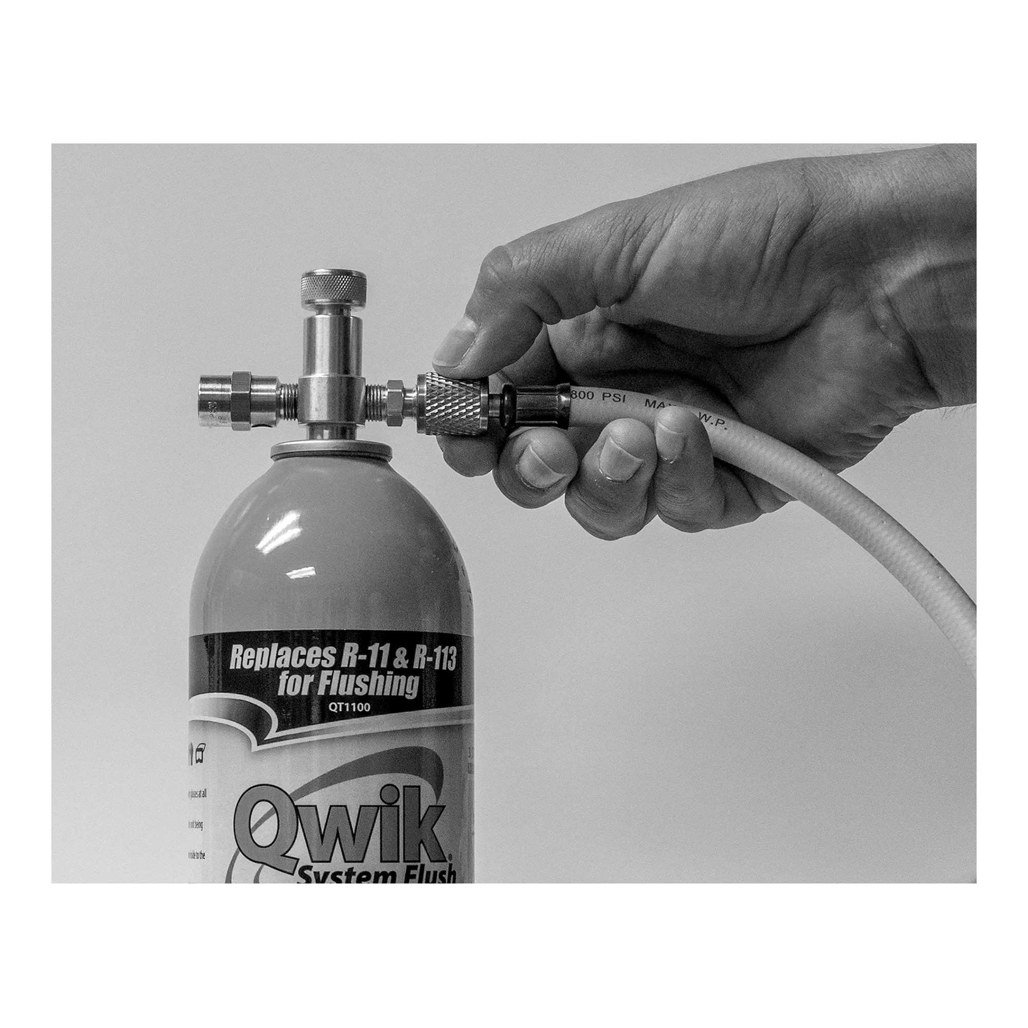 Refrigeration line set flush starter kit with two bottles and flushing accessories