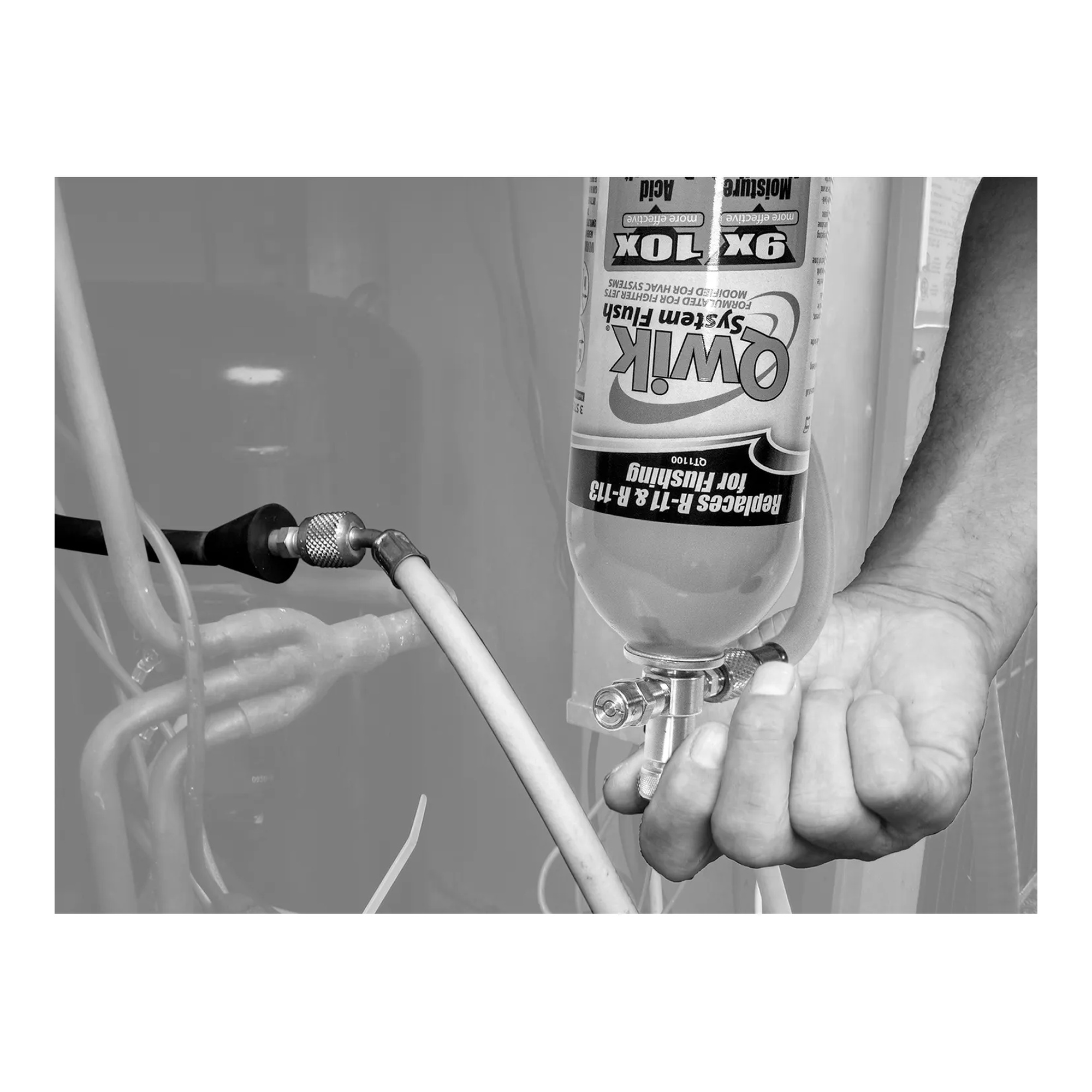 Refrigeration line set flush starter kit with two bottles and flushing accessories