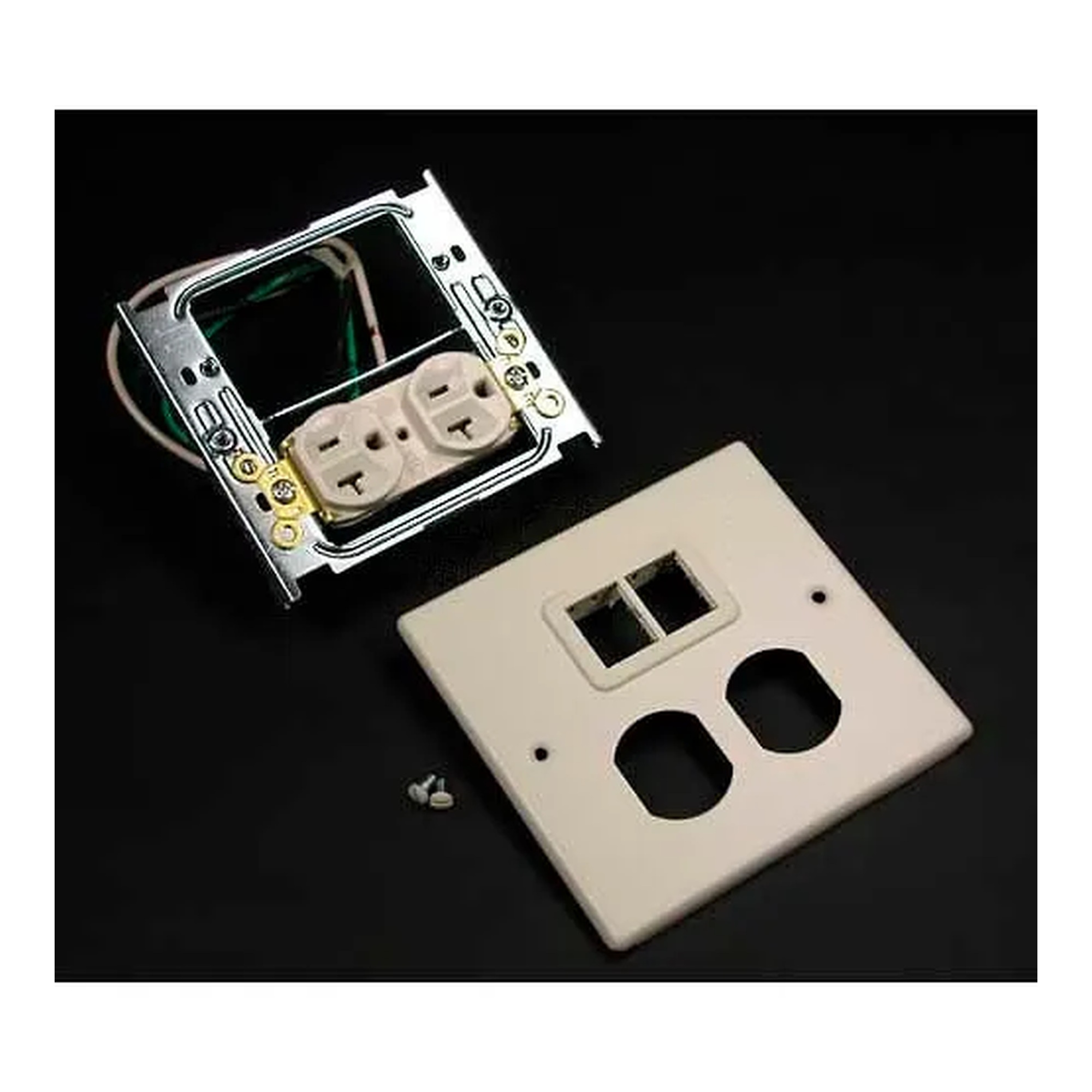 Two-Gang Overlapping Raceway Cover with Duplex Opening and Mini Adapter - Model V4047WT*