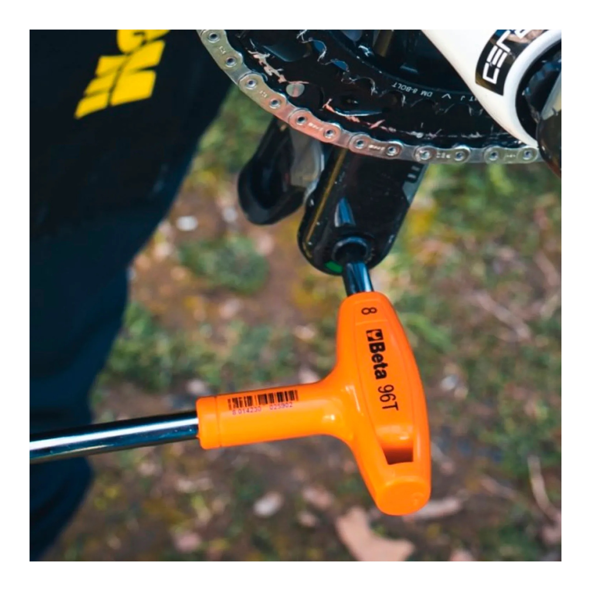 Orange metric T-handle hex key wrench set with 11 marked wrench sizes