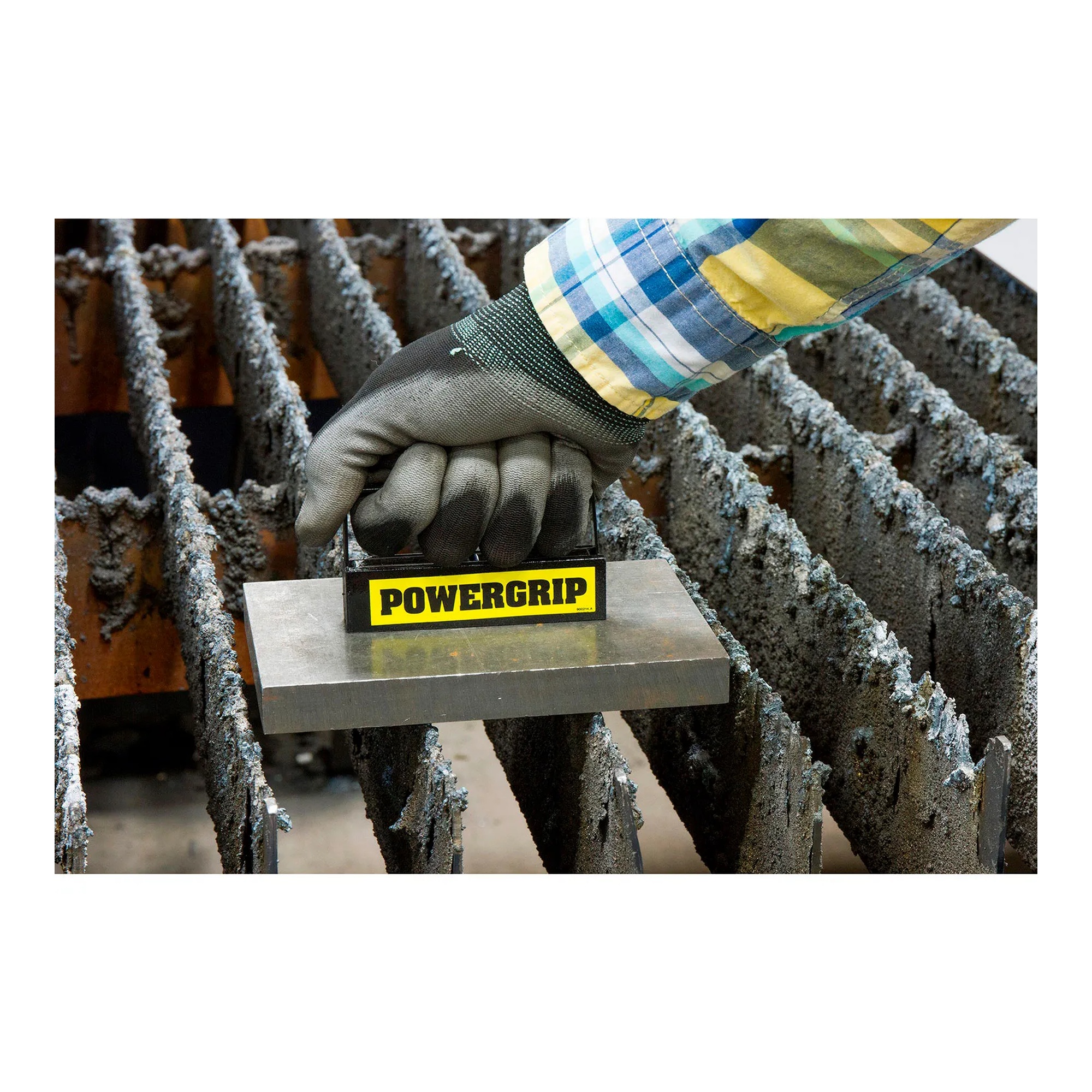 Power Grip magnetic pickup tool for steel parts