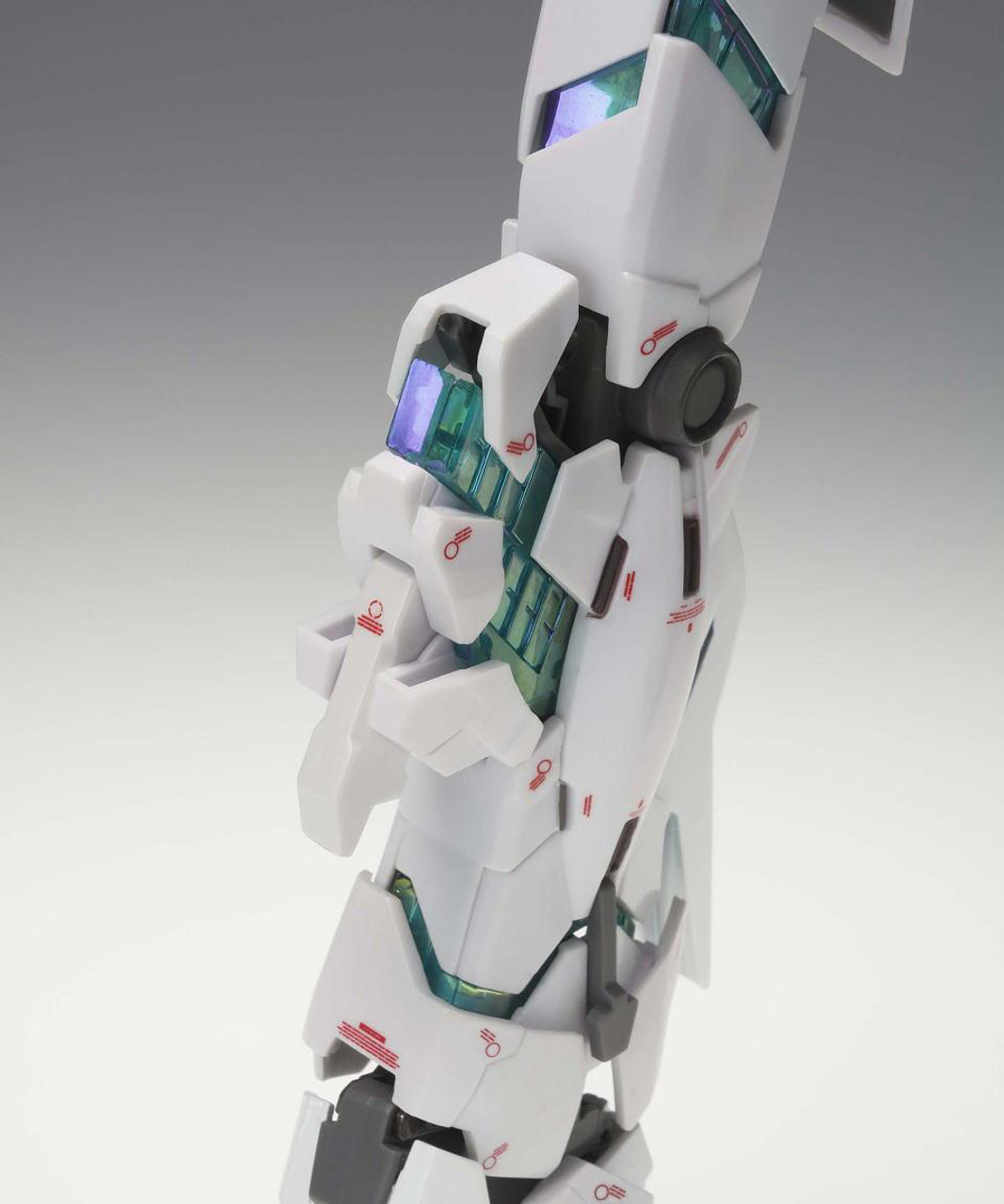 rx-0  RX-0 Unicorn Gundam [Awakening Ver.] (Gundam Fix Figuration