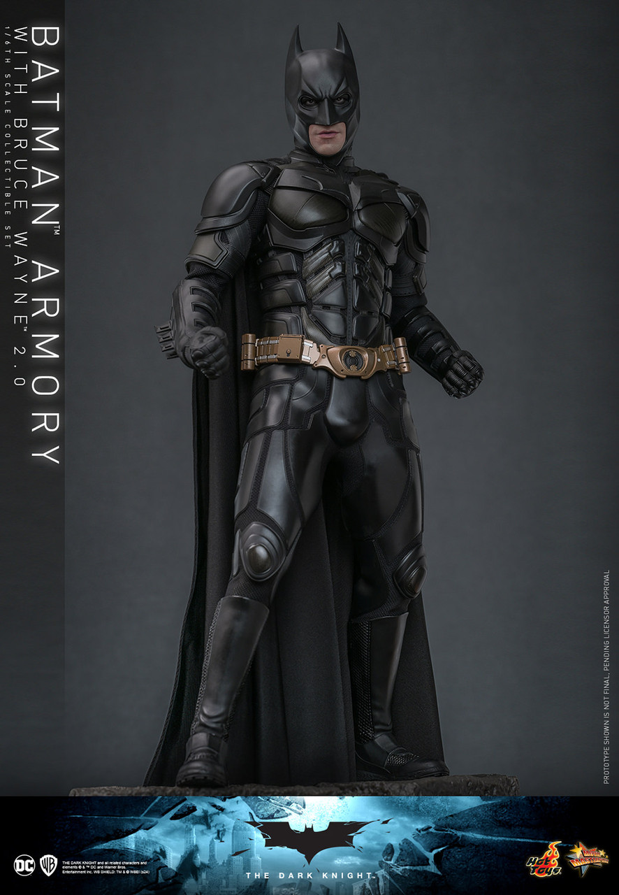 DC Armory Series 1: Batman (Armored) Action Figure - Figura Batman Corazzato Con Elmetto Rimovibile, Serie Da Collezione