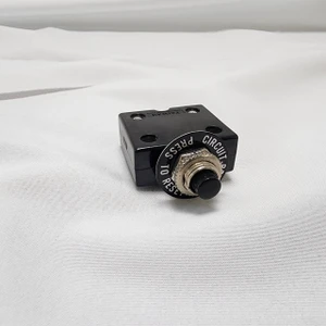 Push Button Circuit Breaker, Panel Mount, Zing Ear ZE-700-50, 50 amp