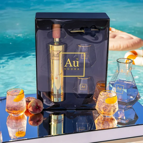 Au Vodka Juicy Peach Gift Set (70cl)