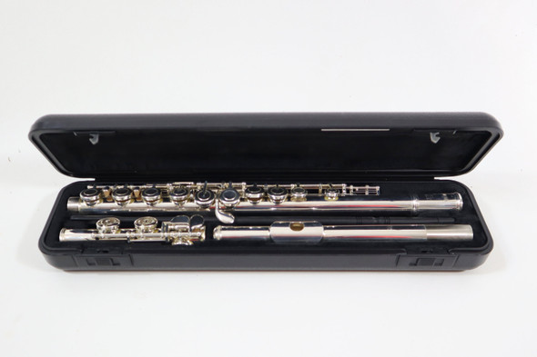 YAMAHA YFL-212 FLUTE - REFURBISHED
