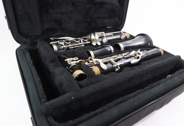 YAMAHA YCL255s CLARINET - REFURBISHED (M110068) 1