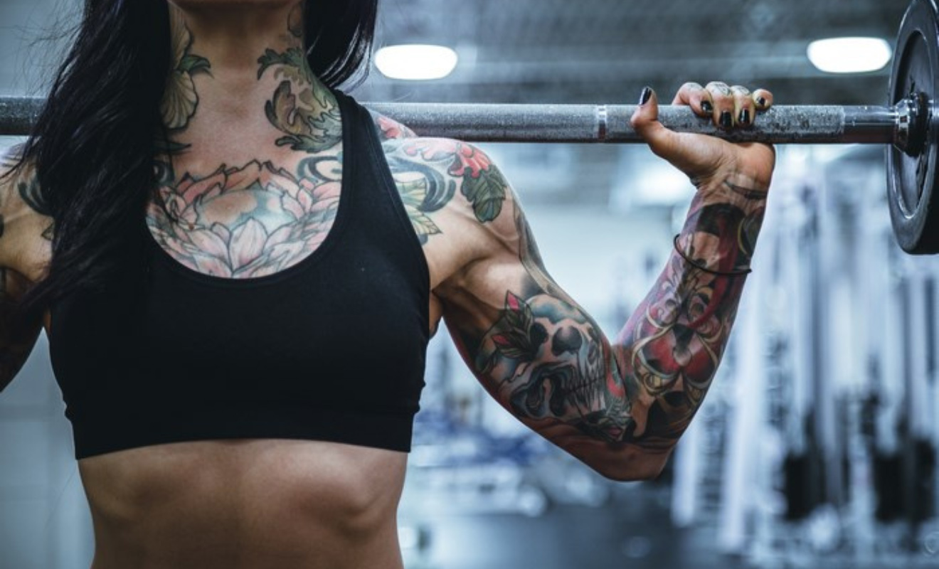 Female Body Builders and Tattoos: Do They Hide the Gains? - KOYA SKIN, image size:1320x800