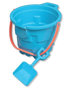 bucket and shovel set