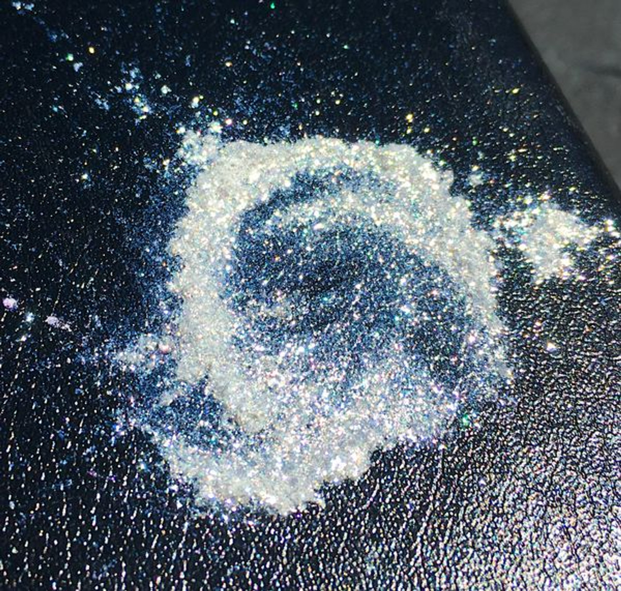 Crystal Dust – Glitter Makes It