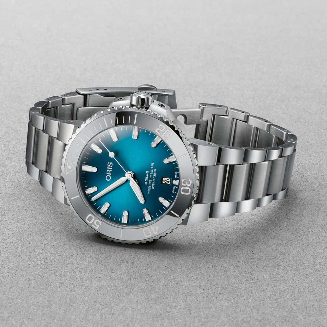 Oris aquis 39.5 for clearance sale