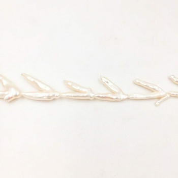 Cultured freshwater (bleached) pearl | White | 2.2-2.7cm | V shape | Sold By 1 Strand(16") | BS00700 Cultured freshwater (bleached) pearl | White | 2.2-2.7cm | V shape | Sold By 1 Strand(16") | BS00700