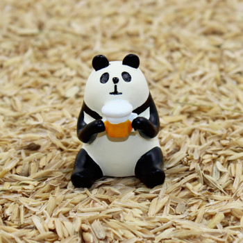 Beer Panda Figurine | H20201052