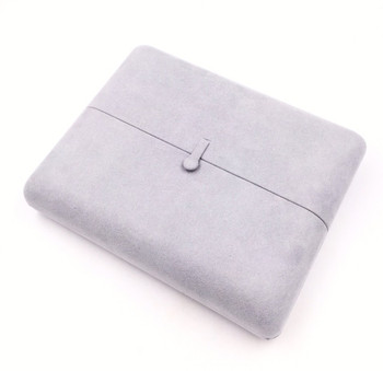 Large Velvet Necklace Box | Soft Grey | H06505