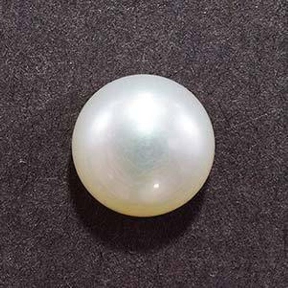 7x7x4.3 mm Round White Pearl, Sold By each | RG003