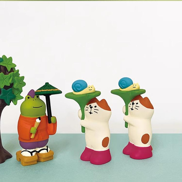 Zakka Rainy Season Figurine | Umbrella Frog | 50610