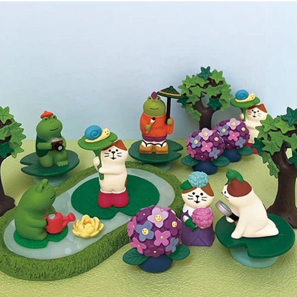 Zakka Rainy Season Figurine | Frog-Watching Cat | 50613
