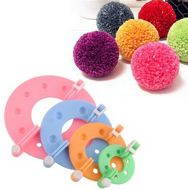 Pom-Pom Maker Kit | H160201