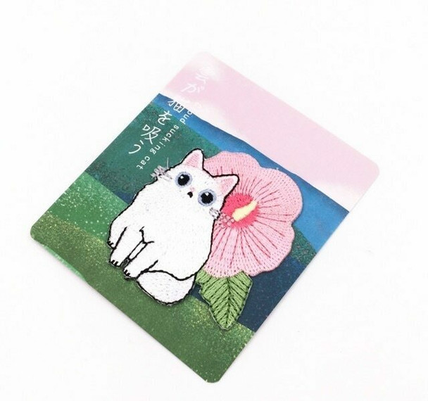 "White Cat" Iron-on Embroidery Patch | Hibiscus | EP018