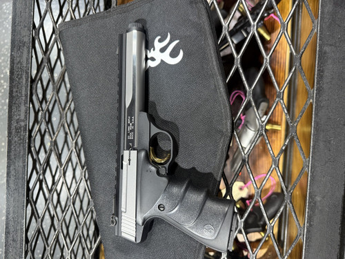 USED Browning Buckmark 22LR Target Pistol