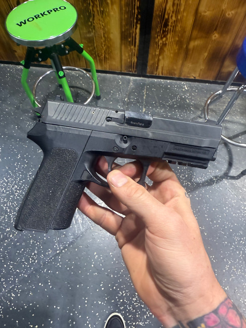 USED Sig Sauer SP2022 9mm Pistol No Mag