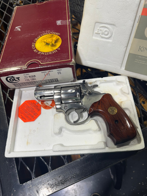 RARE Like New Colt 2.5" King Cobra 357Mag W Box