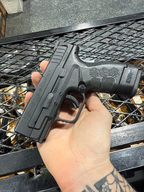 USED Springfield XD-40 Mod 2 Subcompact 40S&W Semi Auto Pistol