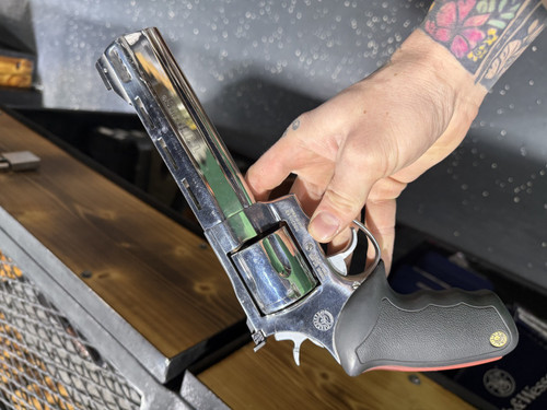 USED Taurus Raging Bull 454 Casull Revolver