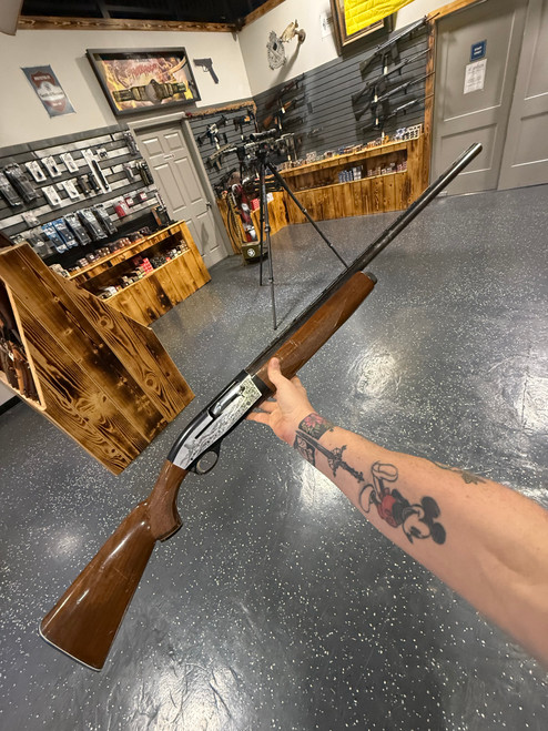 USED SKB Semi Auto 12GA Shotgun