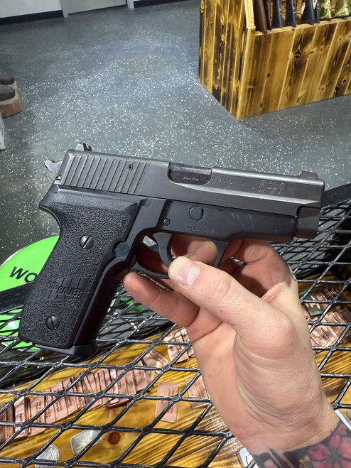 USED Sig Sauer P228 9mm Semi Auto W German Pistol